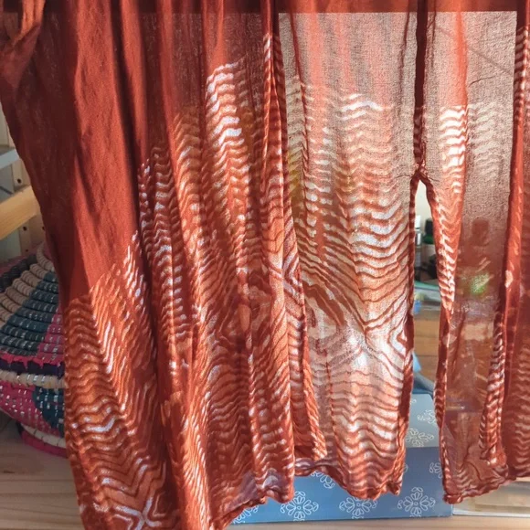 Free People Cover - Picture 4 of 4